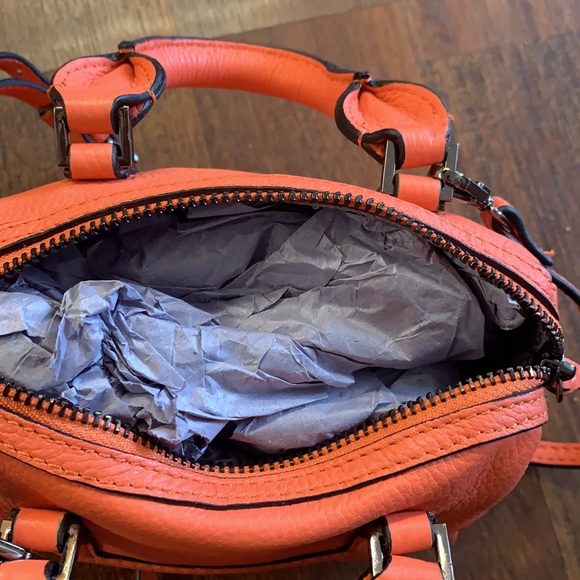 Heathers Closet coral purse - Picture 2 of 3